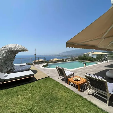 Vergas - Enjoy Our Swimming Pool In Kalamata, Greece Daire Kalamata