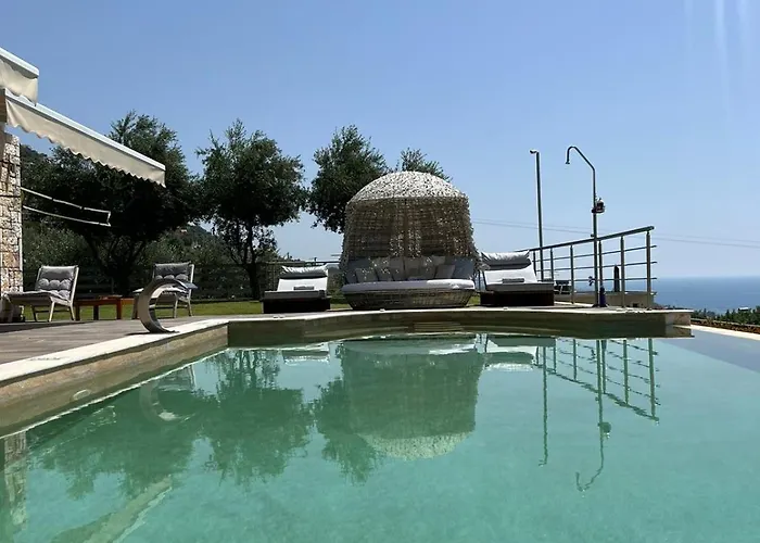 شقة Vergas - Enjoy Our Swimming Pool In Kalamata, Greece كالاماتا