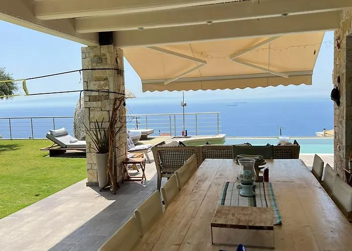 Vergas - Enjoy Our Swimming Pool In Kalamata, Greece * كالاماتا