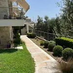 Apartman Vergas - Enjoy Our Swimming Pool In Kalamata, Greece Kalamáta