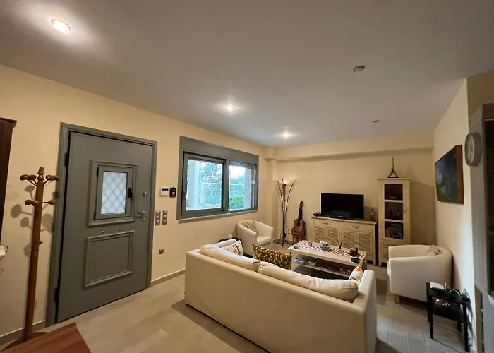 Διαμέρισμα Vergas - Enjoy Our Swimming Pool In Kalamata, Greece *