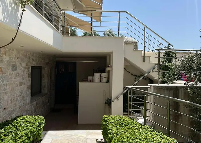 Vergas - Enjoy Our Swimming Pool In Kalamata, Greece *